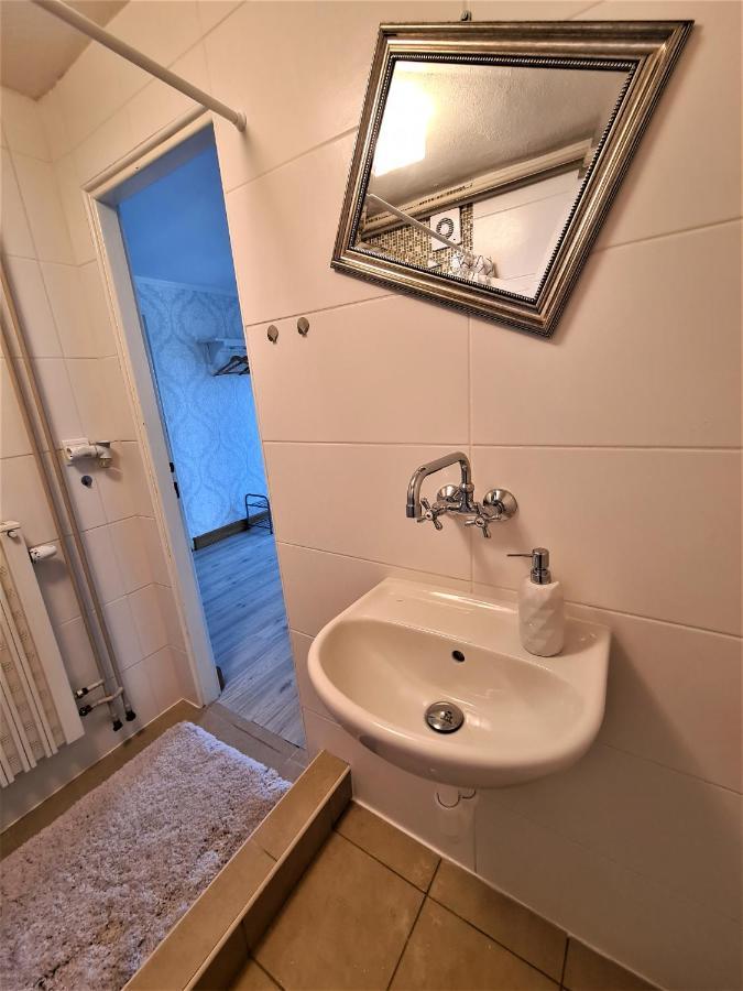 Apartman Praceアパートメント エクステリア 写真
