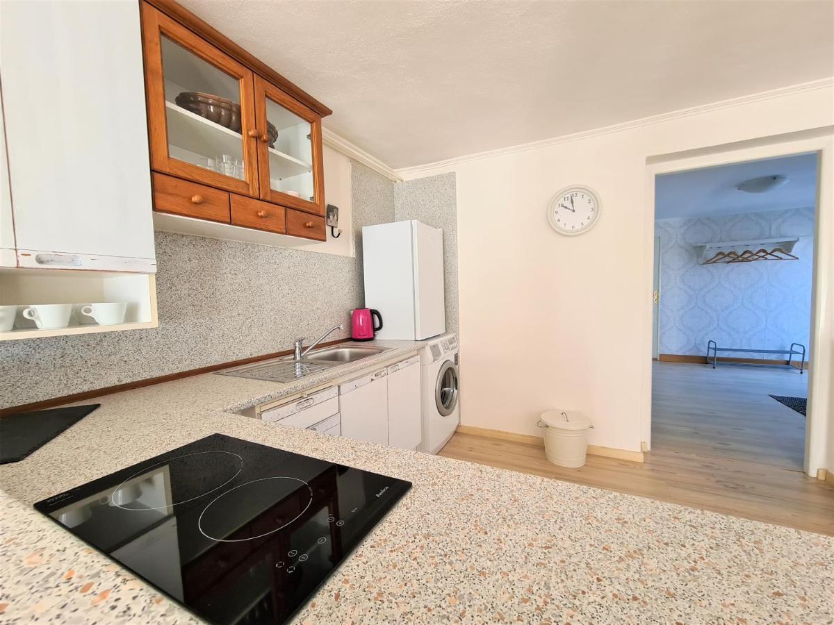 Apartman Praceアパートメント エクステリア 写真