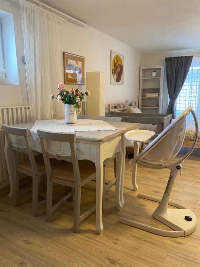Apartman Praceアパートメント エクステリア 写真
