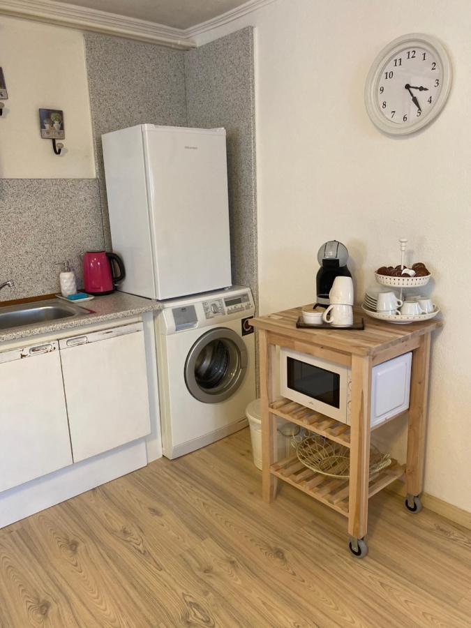 Apartman Praceアパートメント エクステリア 写真