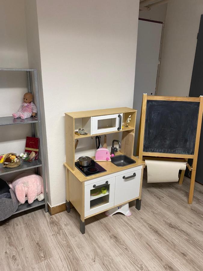 Apartman Praceアパートメント エクステリア 写真